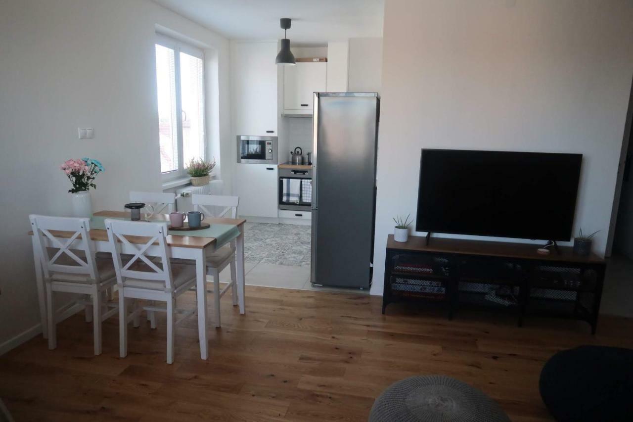 Hniezdo V Raji 1 - Luxurious Apartment 3 Min Walk To City Center Spišská Nová Ves Kültér fotó
